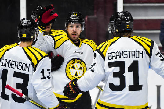 Brynäs Kevin Clark jublar