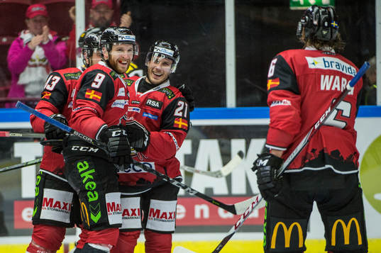 Malmö Redhawks Frederik Storm jublar