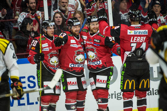 Malmö Redhawks Nichlas Hardt jublar