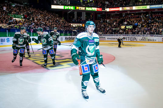 Färjestads Joakim Nygård jublar