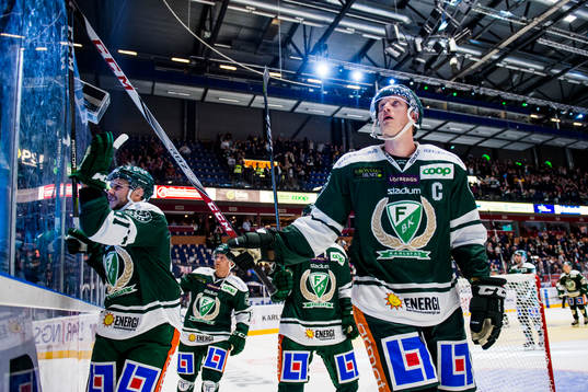 Bläddra bland fler bilder av Ishockey, SHL, Färjestad - Frölunda