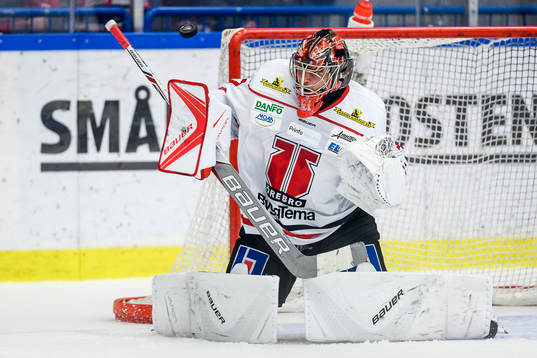 Örebros målvakt Eero Kilpeläinen