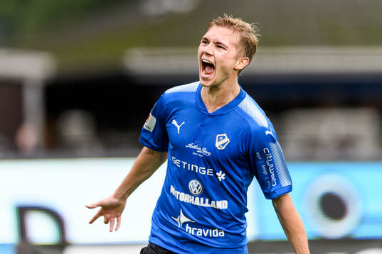 Halmstads Tryggvi Hrafn Haraldsson jublar
