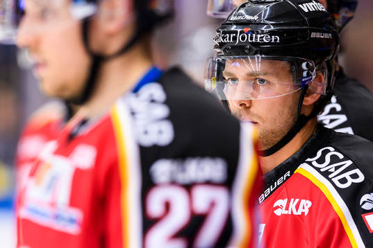 Luleås Patrick Cehlin på uppvärmningen