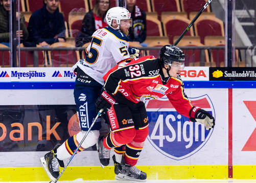 Djurgårdens Alexander Urbom och Luleås Oscar Engsund