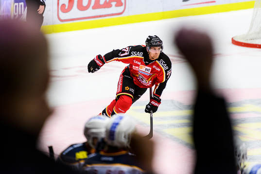 Luleås Patrick Cehlin jublar
