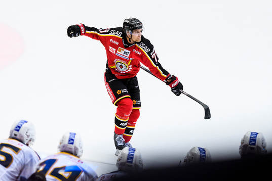 Luleås Patrick Cehlin jublar