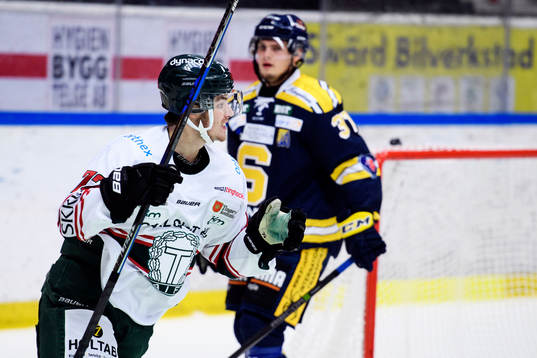 Tingsryds Hannes Johansson jublar