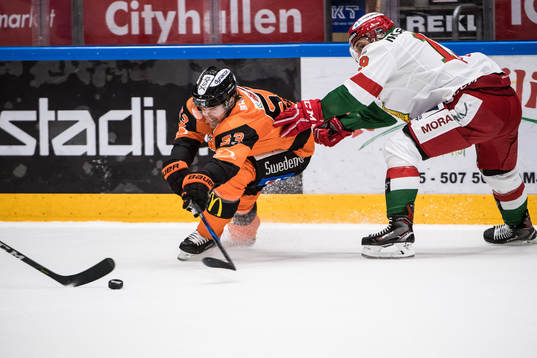 Karlskronas Bobbo Petersson och Moras John Persson