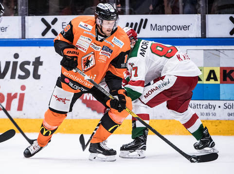 Karlskronas Emil Larsson  och Moras David Kase