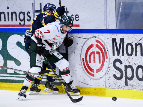 Södertäljes Lucas Carlsson och Tingsryds Mathieu