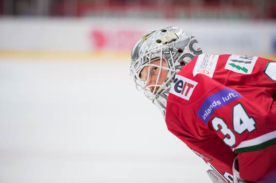 Modos målvakt Erik Hanses