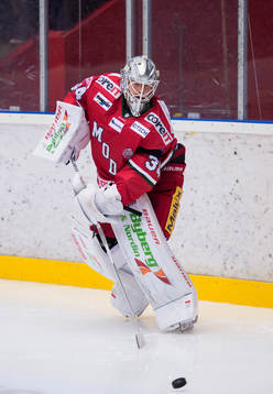 Modos målvakt Erik Hanses