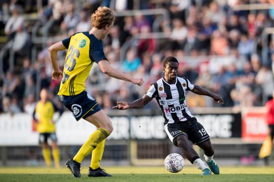 Landskronas Thierry Zahiu mot Ängelholms Erik Widén