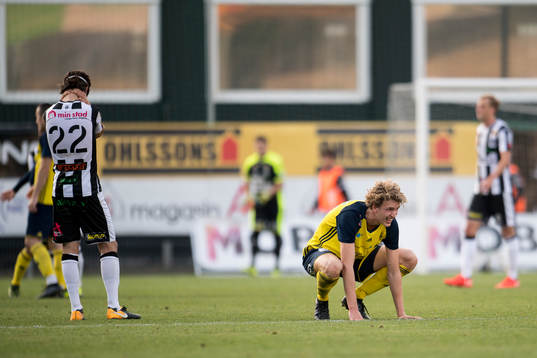 Ängelholms Erik Widén deppar