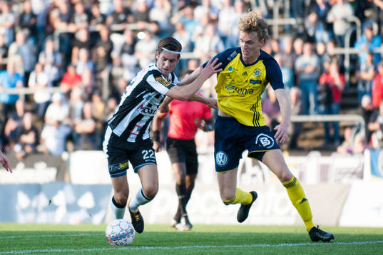 Landskronas Adi Nalic och Ängelholms Erik Widén