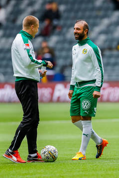 Hammarbys Kennedy Bakircioglu före fotbollsmatchen i