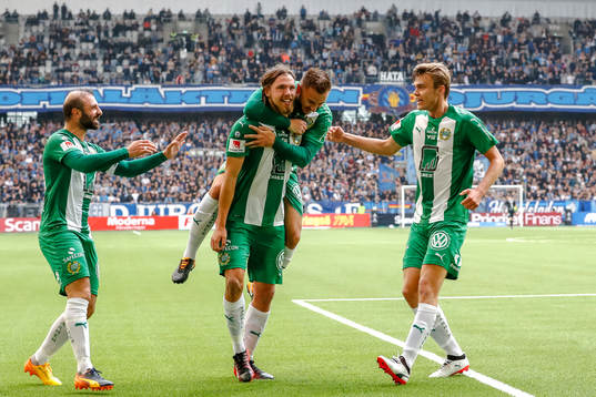 Hammarbys Kennedy Bakircioglu , Muamer Tankovic och Marcus