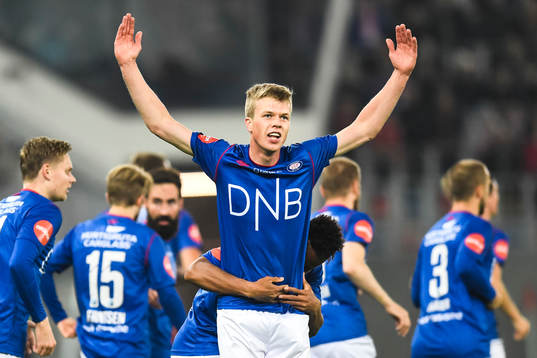 Samuel Karl Fridjonsson of Vålerenga celebrates the 1-0