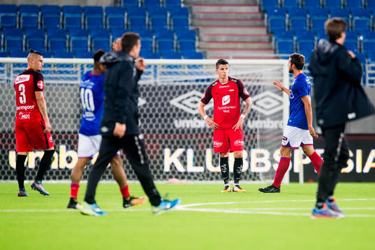 Vito Wormgoor and Vidar Ari Jónsson of Brann look dejected
