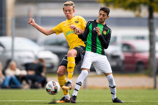 Elfsborgs Noah Söderberg och GAIS Samir Maarouf