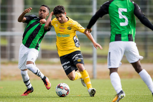 Elfsborgs Eduart Iljazi och GAIS Ramzy Kalefa Osman