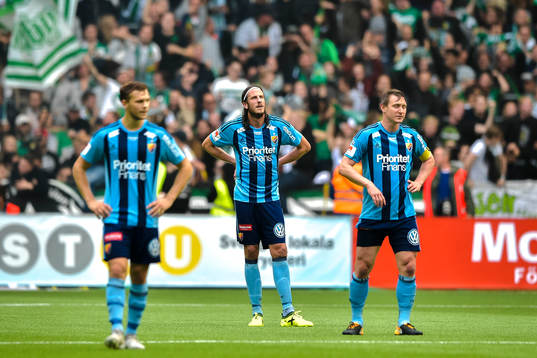 Djurgårdens Jesper Karlström . Jonas Olsson och  Kim