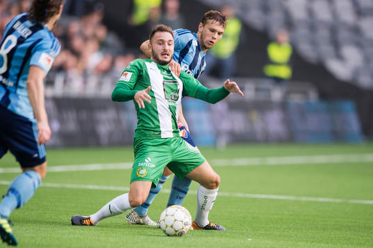 Djurgårdens Felix Beijmo och Hammarbys Muamer Tankovic