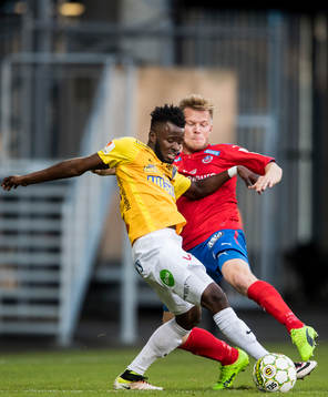 Helsingborgs Andreas Landgren och Falkenbergs Richard Donkor