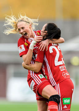 Piteås Elin Bragnum jublar