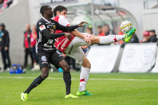 Kalmars Erton Fejzullahu och Östersunds Ken Sema