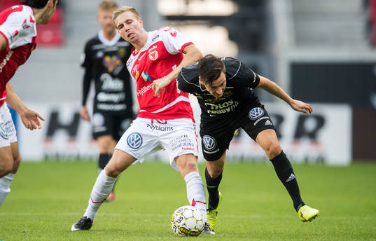 Kalmars Jonathan Ring och Östersunds Jamie Hopcutt
