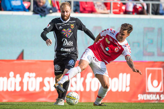 Kalmars Melker Hallberg och Östersunds Curtis Edwards