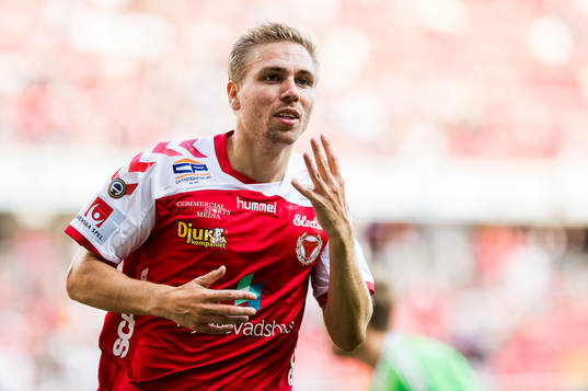 Kalmars Jonathan Ring jublar