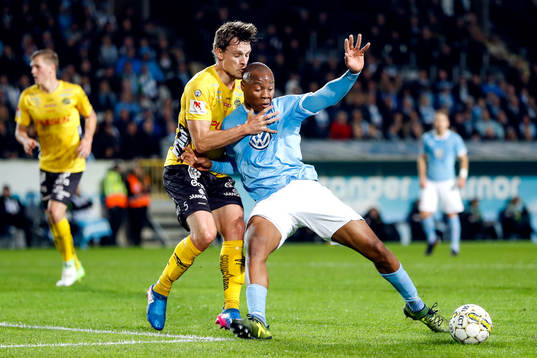 Elfsborgs Jörgen Horn och Malmö FFs Carlos Strandberg