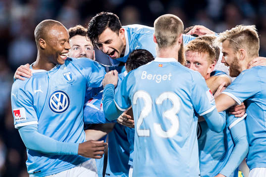 Malmö FFs spelare jublar