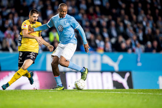 Elfsborgs Ibrahim Dresevic och Malmö FFs Carlos Strandberg