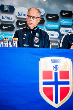 Lars Lagerbäck, head coach of Norway, presents the team
