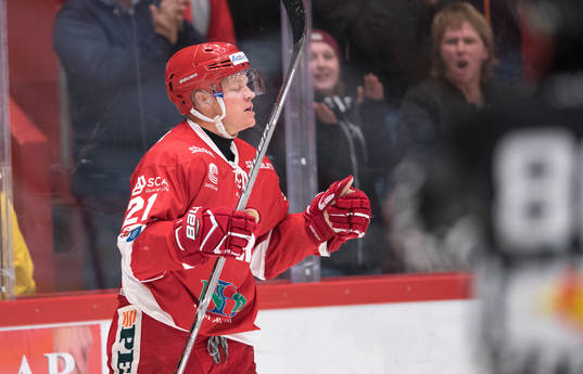 Timrås Johan Johnsson jublar