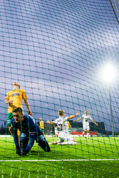 Kristian Fardal Opseth celebrates 1-0 in front of