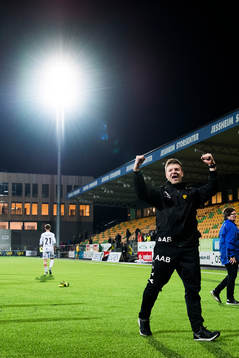 Aasmund Karl Bjørkan, head coach of Bodø/Glimt, celebrates