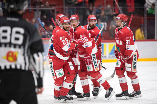 Timrås Jeremy Boyce-Rotevall jublar