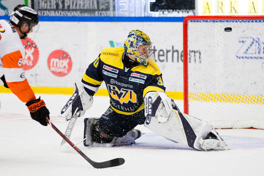 s målvakt Linus Söderström