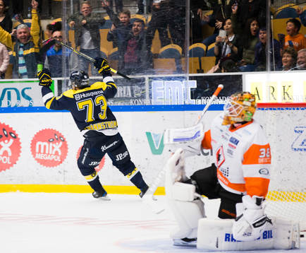 s Sebastian Wännström jublar