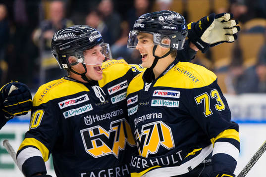s Sebastian Wännström jublar