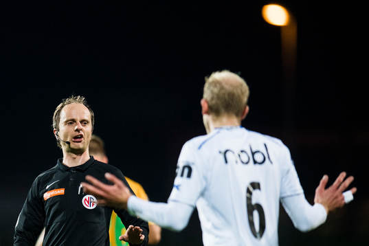 Jan Morten Tennøy, referee