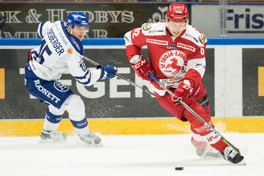Troja/Ljungby Trojas Tor Immo framför Leksands Johan