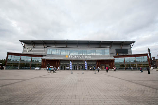 Tegera Arena extreriör innan ishockeymatchen i