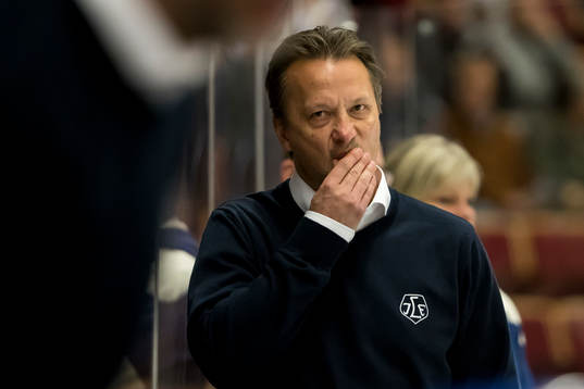 Leksands assisterande tränare Örjan Lindmark  i