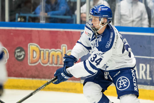 Leksands Olle Alsing  i ishockeymatchen i HockeyAllsvenskan